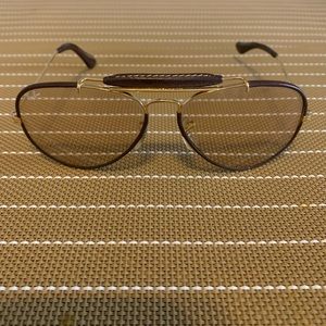 Ray-ban special edition unisex sunglasses.